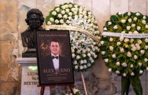 República Dominicana despide a Alex Bueno, la voz que marcó generaciones