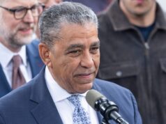 Espaillat reconoce derrota y ofrece respaldo a Darializa Ávila tras las primarias demócratas en Nueva York