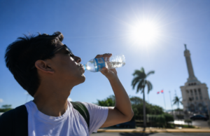Indomet recomienda hidratarse ante el intenso calor y la presencia de polvo del Sahara