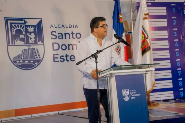 Santo Domingo Este ejecutará 300 obras comunitarias con inversión inicial de RD$300 millones