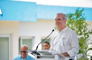 Abinader inaugura renovado Hospital Hacienda Estrella y fortalece la atención médica para más de 60 mil personas