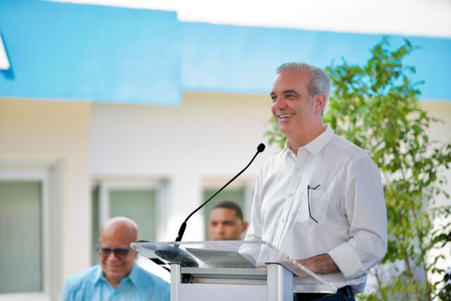 Abinader inaugura renovado Hospital Hacienda Estrella y fortalece la atención médica para más de 60 mil personas