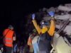 Posible hallazgo con vida mantiene esperanza entre rescatistas en Venezuela