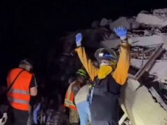 Posible hallazgo con vida mantiene esperanza entre rescatistas en Venezuela