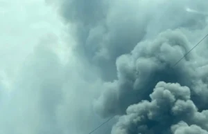 Incendio de gran magnitud afecta tienda L & R Comercial en la autopista Las Américas