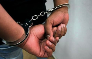 Detienen en Jamaica a “Macho”, señalado por muerte de chofer en Santiago