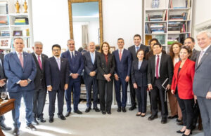 Abinader plantea estrategia regional ante avance de la inteligencia artificial