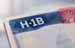 Segundo juez federal bloquea cobro de US$100,000 para nuevas visas H-1B