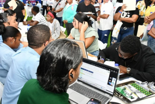 Más de 5,000 vacantes fueron ofertadas durante feria de empleo turístico en La Romana